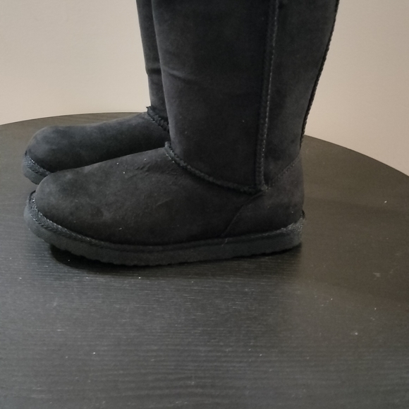 Classic Ugg Inspired Suede Winter Boots Size 1 - Picture 4 of 8